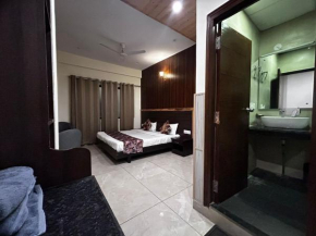 hangout INN